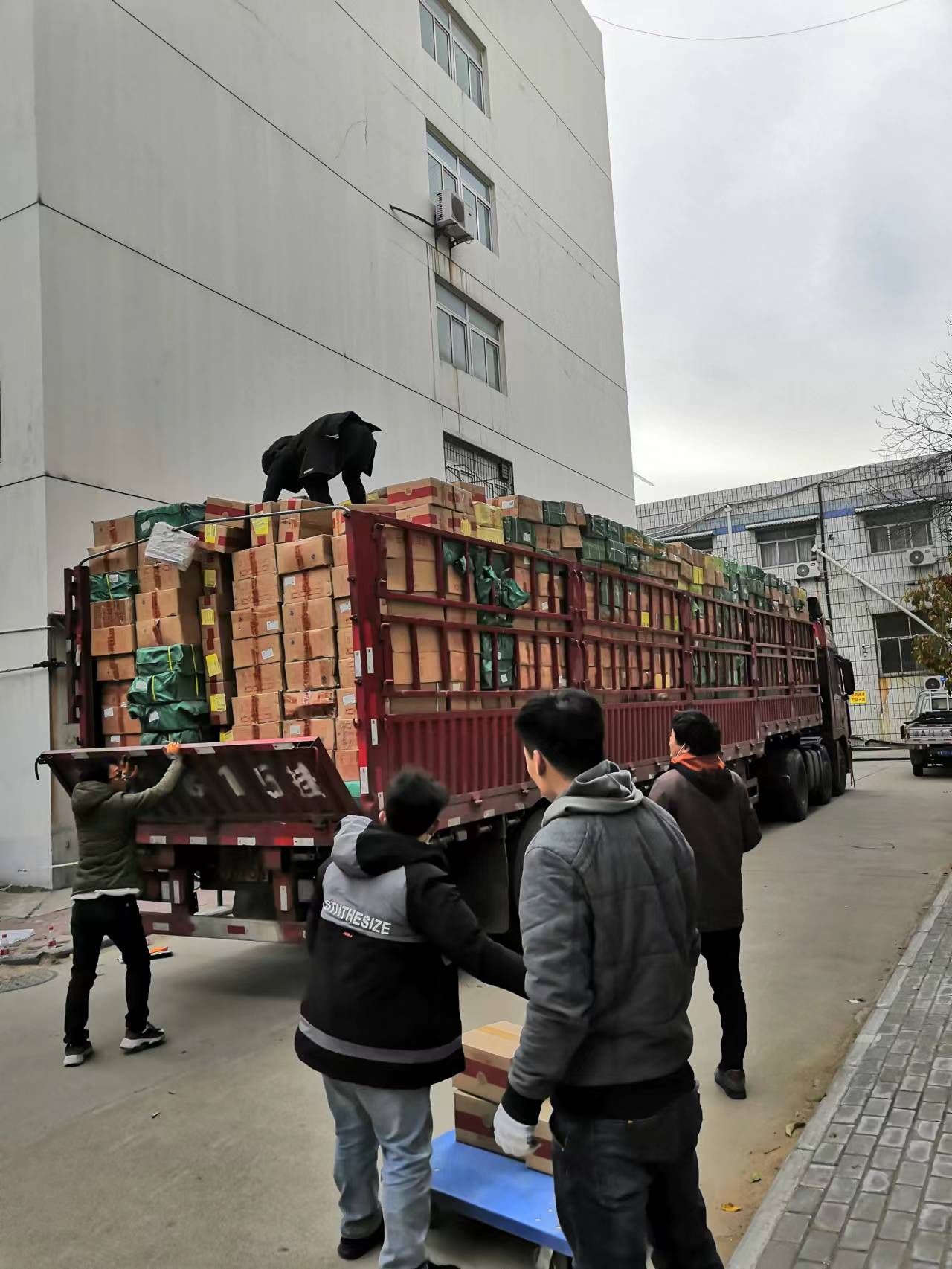 鄭州搬運(yùn)裝卸服務(wù)指南 臨時工、小時工與貨物打包
